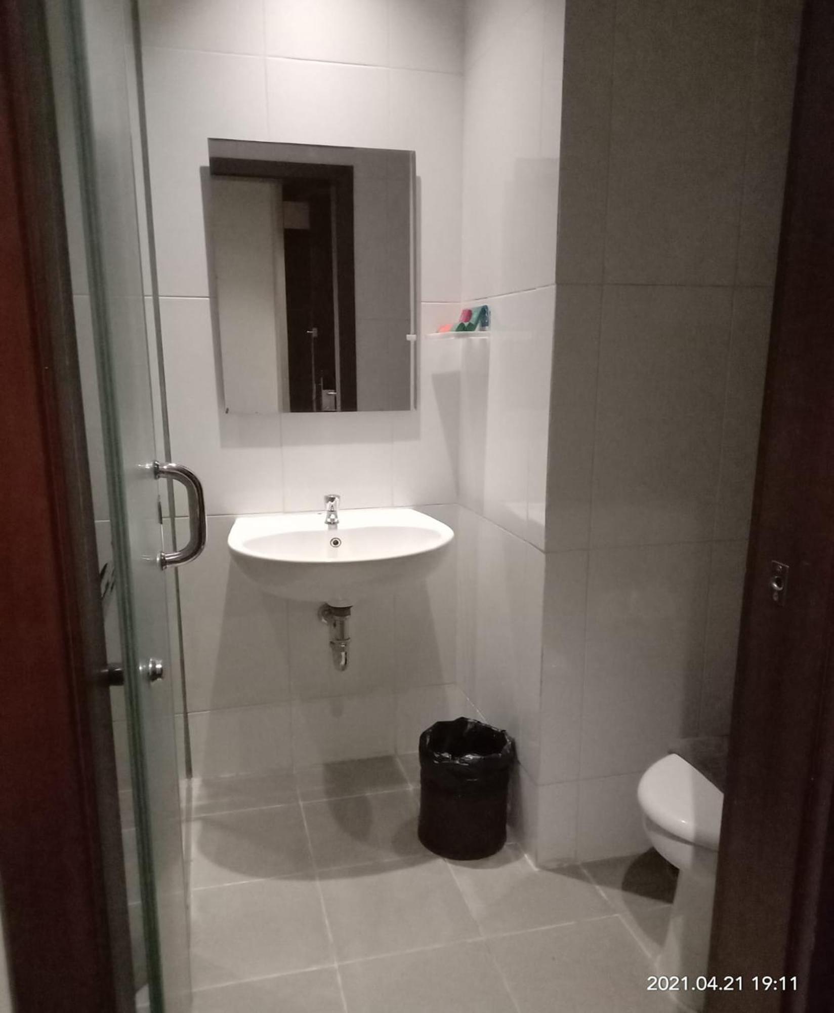 Hotel 88 ITC Fatmawati Giacarta Esterno foto